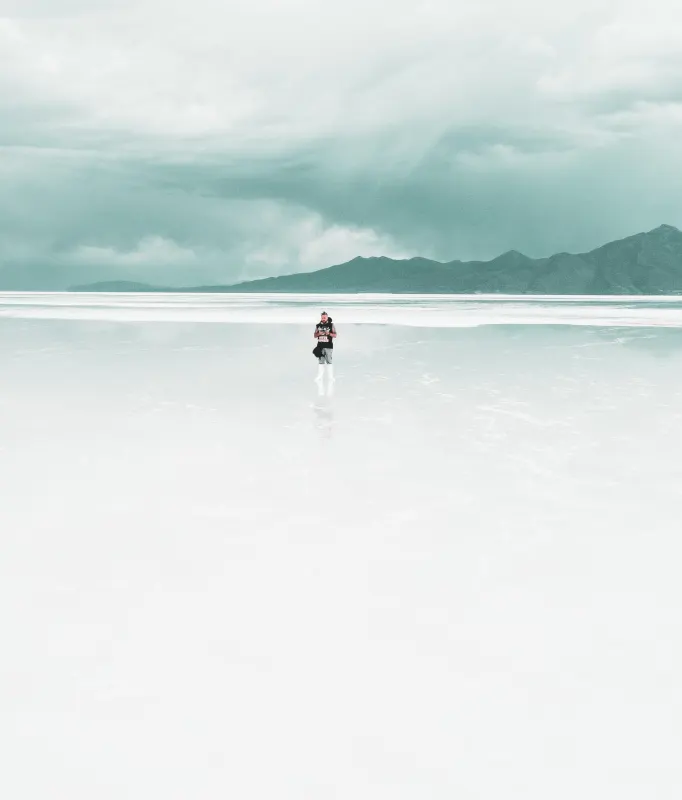 Bolivia, lagunas multicolor y tierras nevadas
