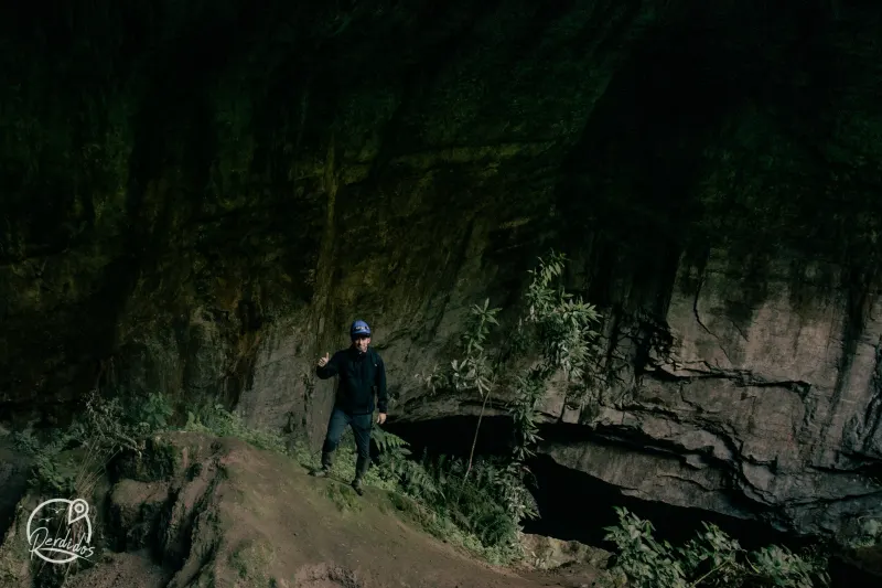 Bosques de Pandora, El Peñón de Santander
