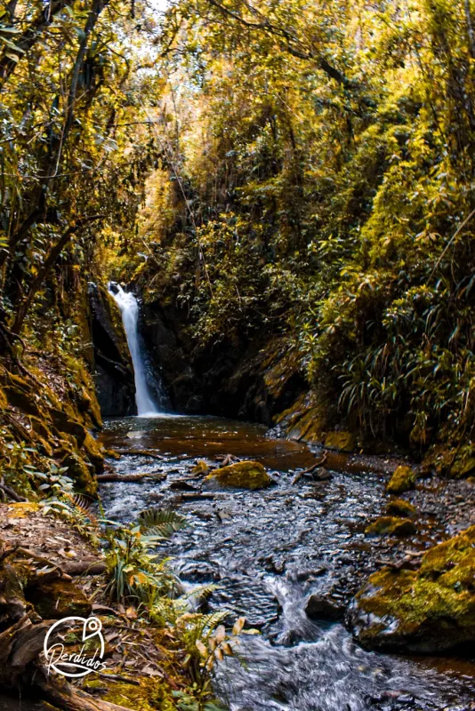 Charco Hondo y Cascada del Diablo