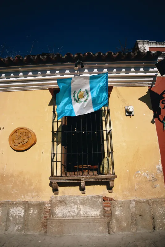 Guatemala, arquitectura y naturaleza.